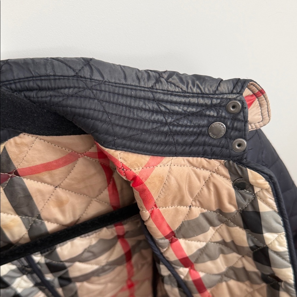 Burberry Women's Quilted Puffer Jacket - Dark Blue - Picture 7 of 10
